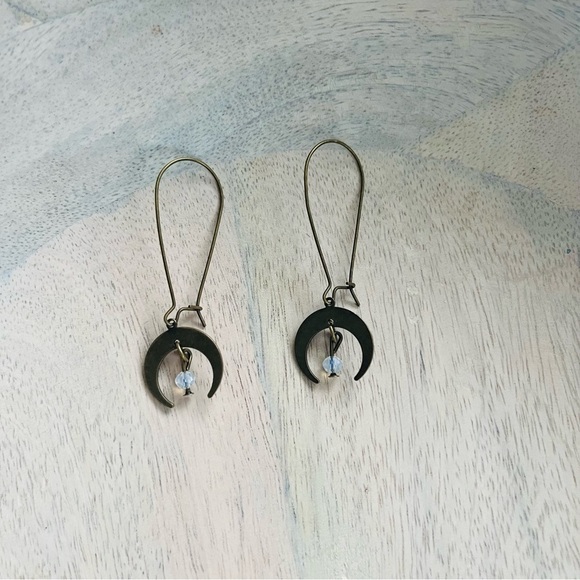 Moon boho hanging earrings anthro - Picture 1 of 2